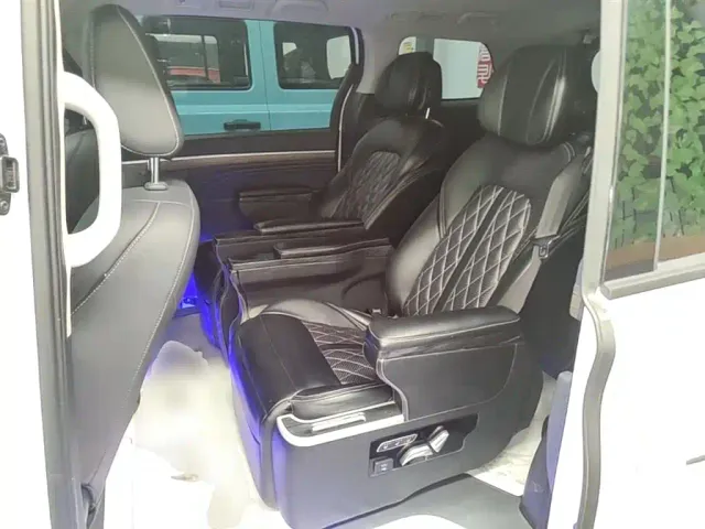GAC Trumpchi M8 — Фото автомобиля 16
