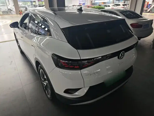 Volkswagen ID.4 Crozz — Фото автомобиля 4