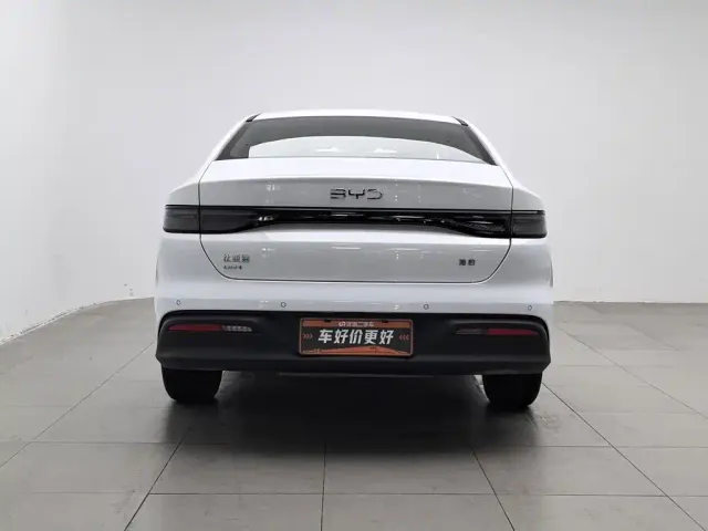 BYD Seal 05 DM-i — Фото автомобиля 4