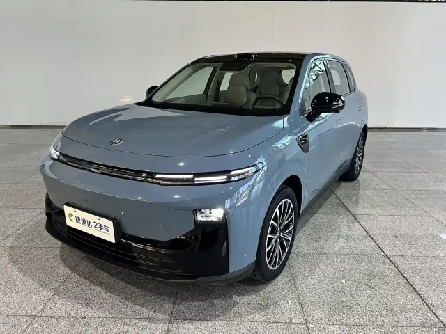 Leapmotor B10 — Фото автомобиля 18