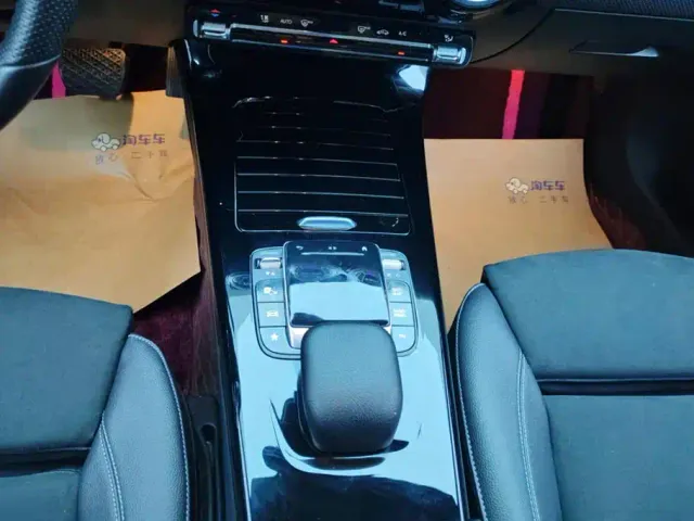 Mercedes-Benz A-Class — Фото автомобиля 16