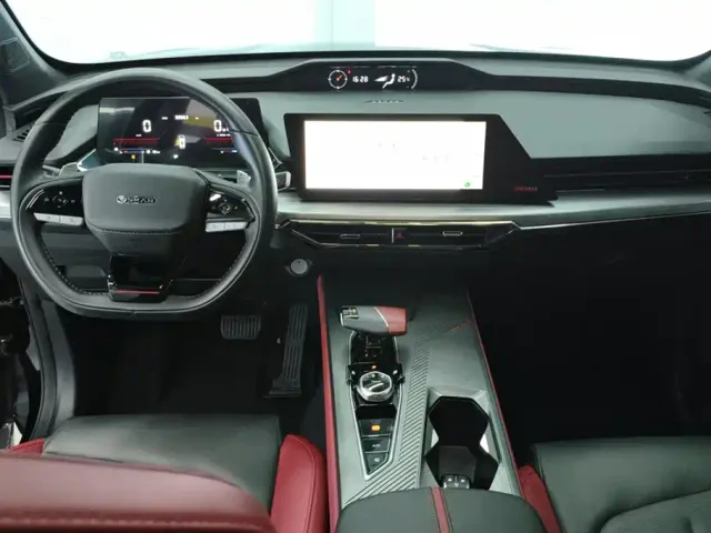 Changan Z6 — Фото автомобиля 12