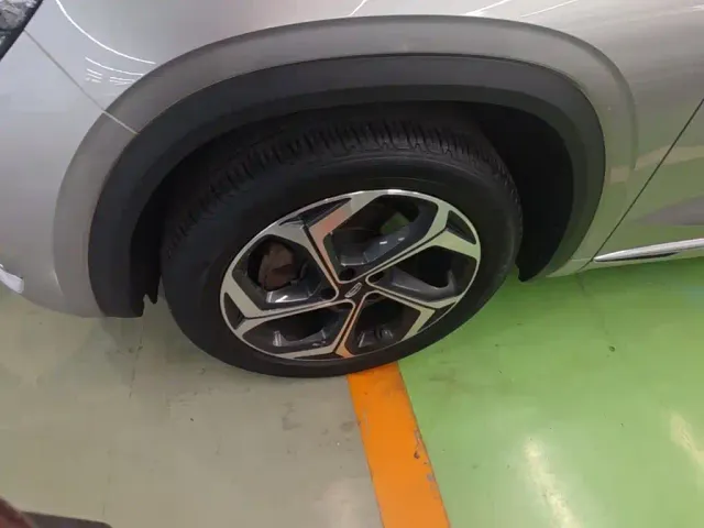 Geely Xingyue L — Фото автомобиля 22