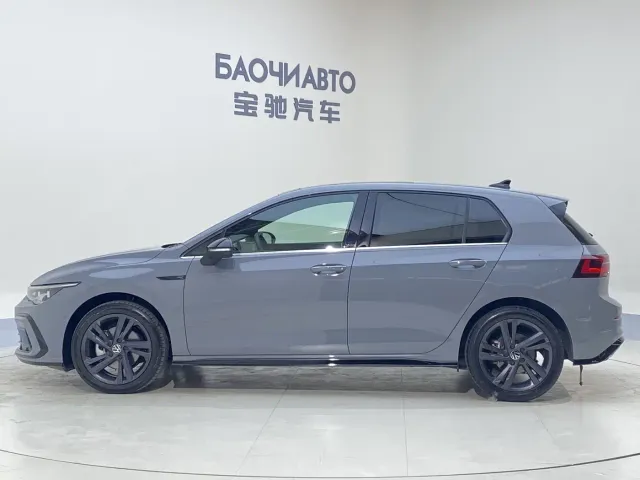 Volkswagen Golf — Фото автомобиля 19