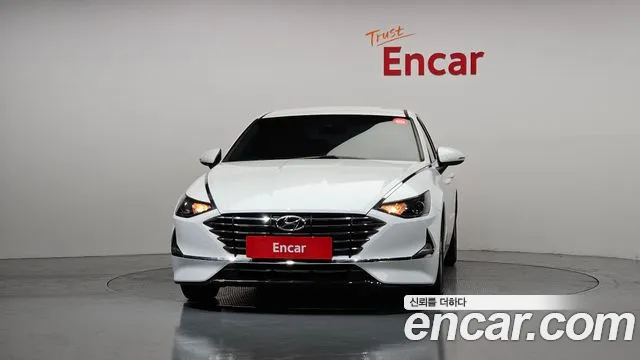 Hyundai Sonata Sonata (DN8) 2.0 LPG(Для проката) — Фото автомобиля 3