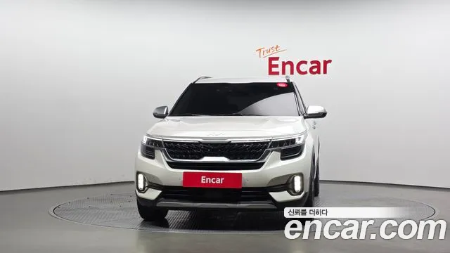 Kia Seltos — Фото автомобиля 3