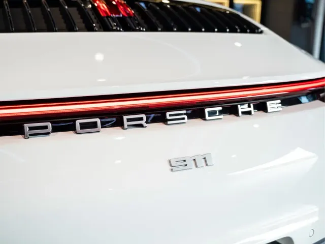 Porsche 911 — Фото автомобиля 11
