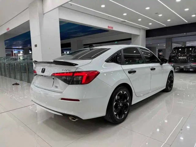 Honda Civic — Фото автомобиля 6
