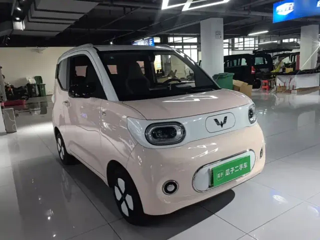 Wuling Hongguang Mini EV — Фото автомобиля 3