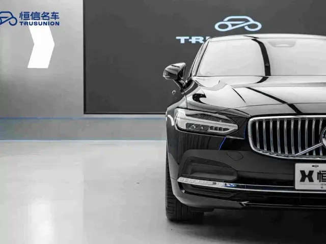 Volvo S90 — Фото автомобиля 8