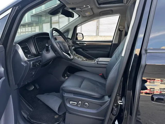 GAC Trumpchi M8 — Фото автомобиля 9