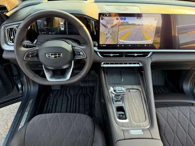 Geely Xingyue L — Фото автомобиля 12