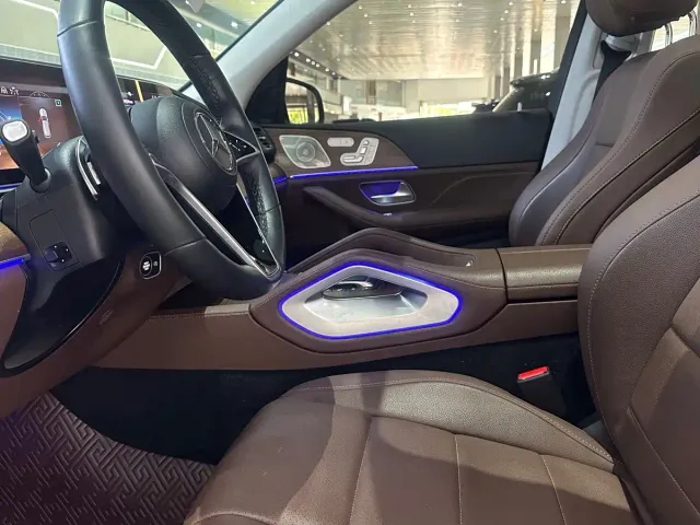 Mercedes-Benz GLE-Class — Фото автомобиля 4