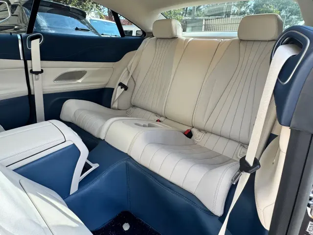 Mercedes-Benz E-Class — Фото автомобиля 10