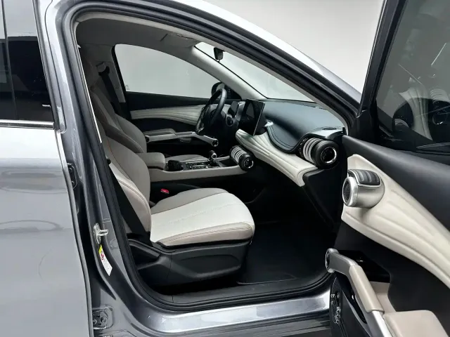 BYD Yuan PLUS — Фото автомобиля 10