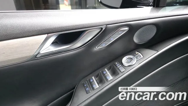 Genesis G80 Бензин 2.5 турбо AWD — Фото автомобиля 27