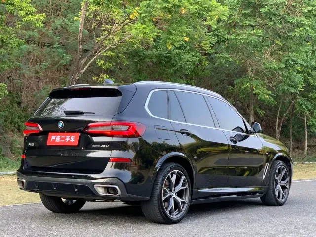 BMW X5 — Фото автомобиля 9