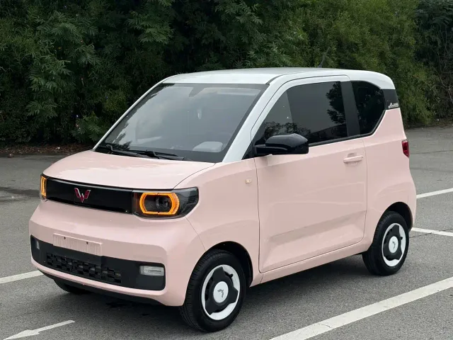 Фотография автомобиля — Wuling Hongguang Mini EV