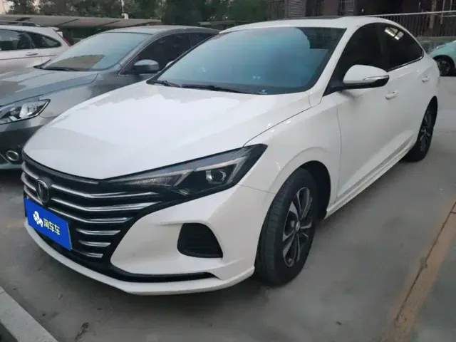 Фотография автомобиля — Changan Eado