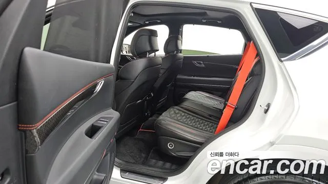 Genesis GV80 — Фото автомобиля 19