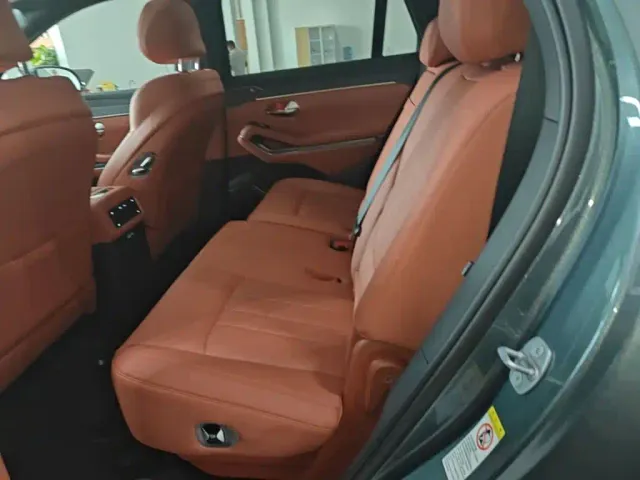 BYD Tang L — Фото автомобиля 16