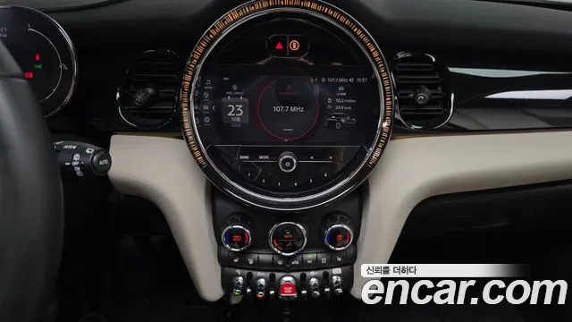MINI Cooper — Фото автомобиля 12