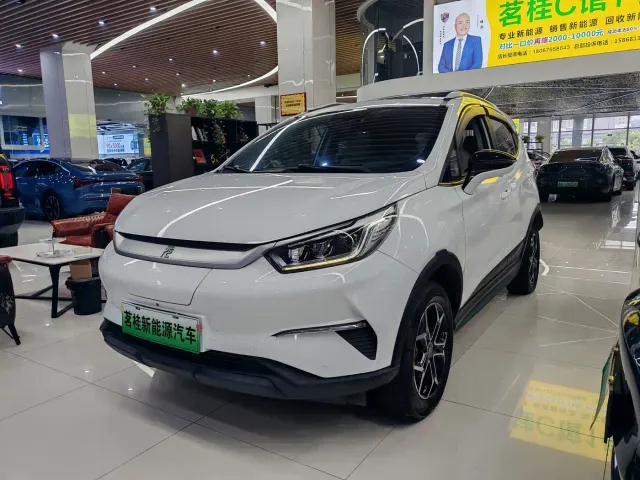 Фотография автомобиля — BYD Yuan Pro