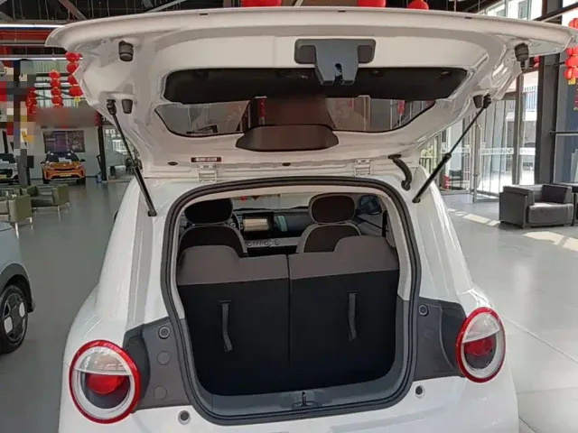 Changan Lumin — Фото автомобиля 18
