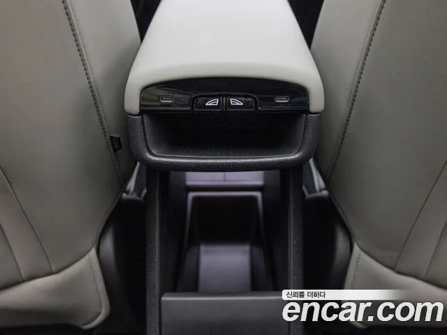 Volvo EX30 Cross Country — Фото автомобиля 19
