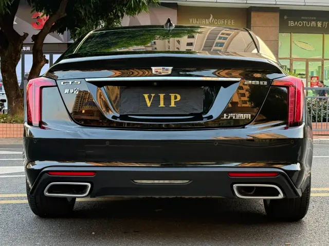 Cadillac CT5 — Фото автомобиля 4