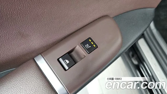 Hyundai Grandeur Grandeur (GN7) 2.5 Бензин 2WD — Фото автомобиля 13