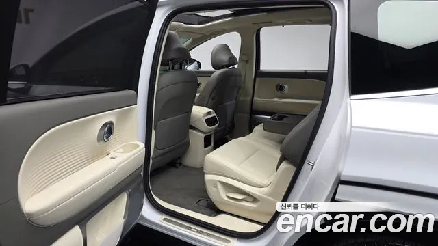 Hyundai Ioniq 9 — Фото автомобиля 16