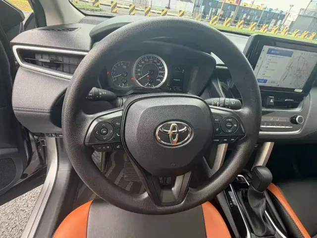Toyota Corolla Cross — Фото автомобиля 10