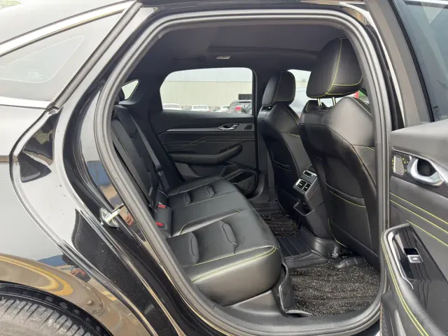 Geely Xingrui — Фото автомобиля 9