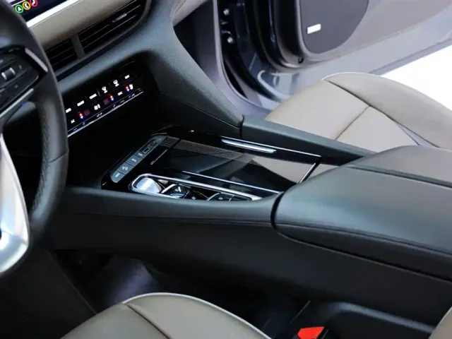 Buick Enclave — Фото автомобиля 22