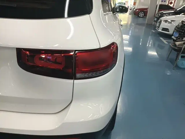Mercedes-Benz GLB-Class — Фото автомобиля 23