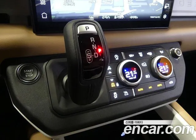 Land Rover Defender Defender (L663) 110 P300 X-Dynamic SE — Фото автомобиля 9