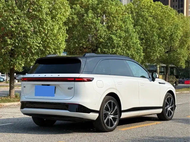 Xpeng G9 — Фото автомобиля 4