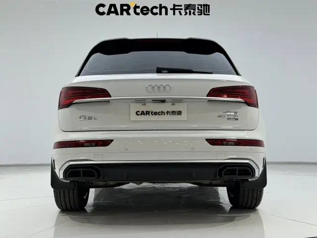 Audi Q5L — Фото автомобиля 6