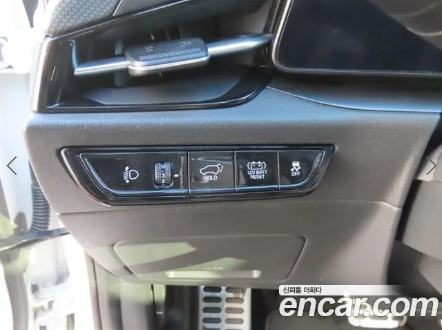 Kia Niro The All New — Фото автомобиля 15