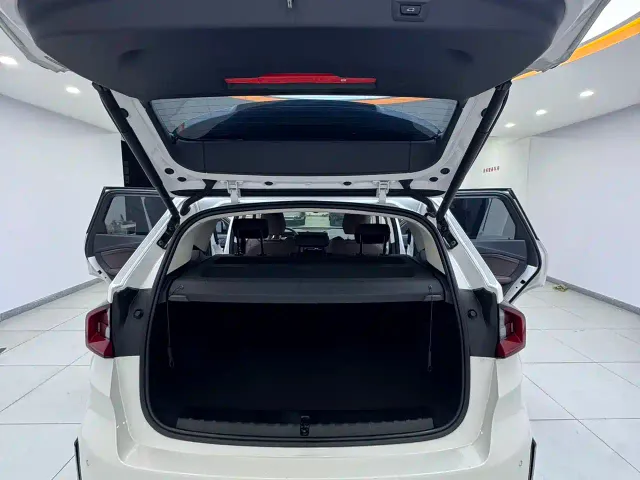 BMW X1 — Фото автомобиля 8