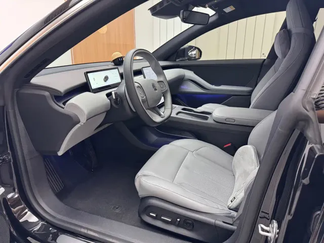 Nio ET5 Touring — Фото автомобиля 8
