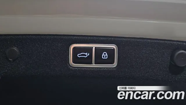 Hyundai Grandeur GN7 — Фото автомобиля 16
