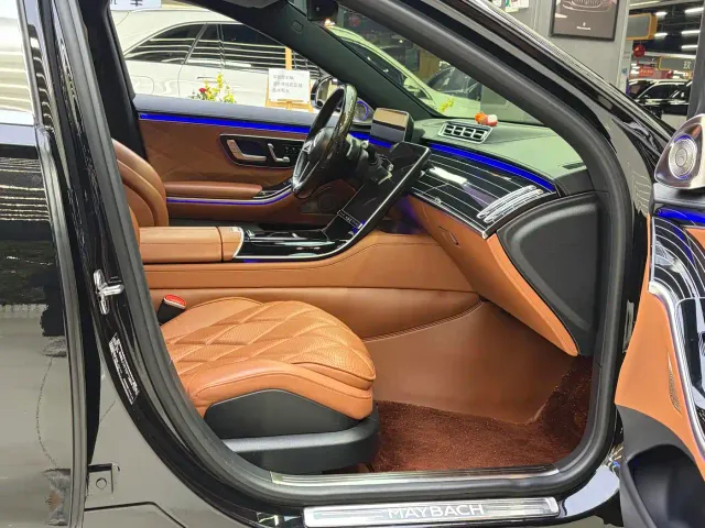 Mercedes-Benz Maybach S-Class — Фото автомобиля 21