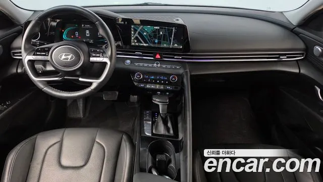 Hyundai Avante CN7 — Фото автомобиля 10