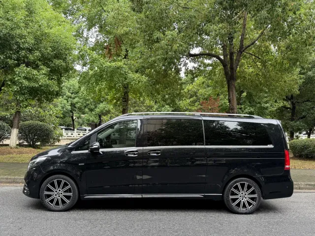 Mercedes-Benz V-Class — Фото автомобиля 5