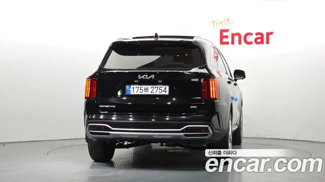 Kia Sorento — Фото автомобиля 3