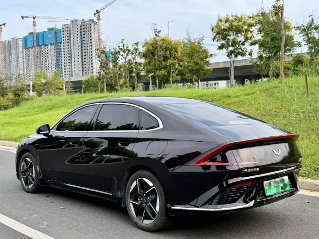 Wuling Starlight — Фото автомобиля 9
