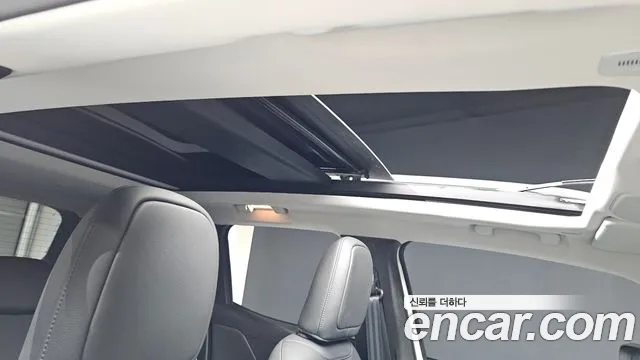 Jeep Renegade — Фото автомобиля 19