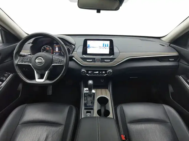 Nissan Teana — Фото автомобиля 5